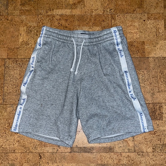 Abercrombie & Fitch Sweatshorts - Picture 1 of 4